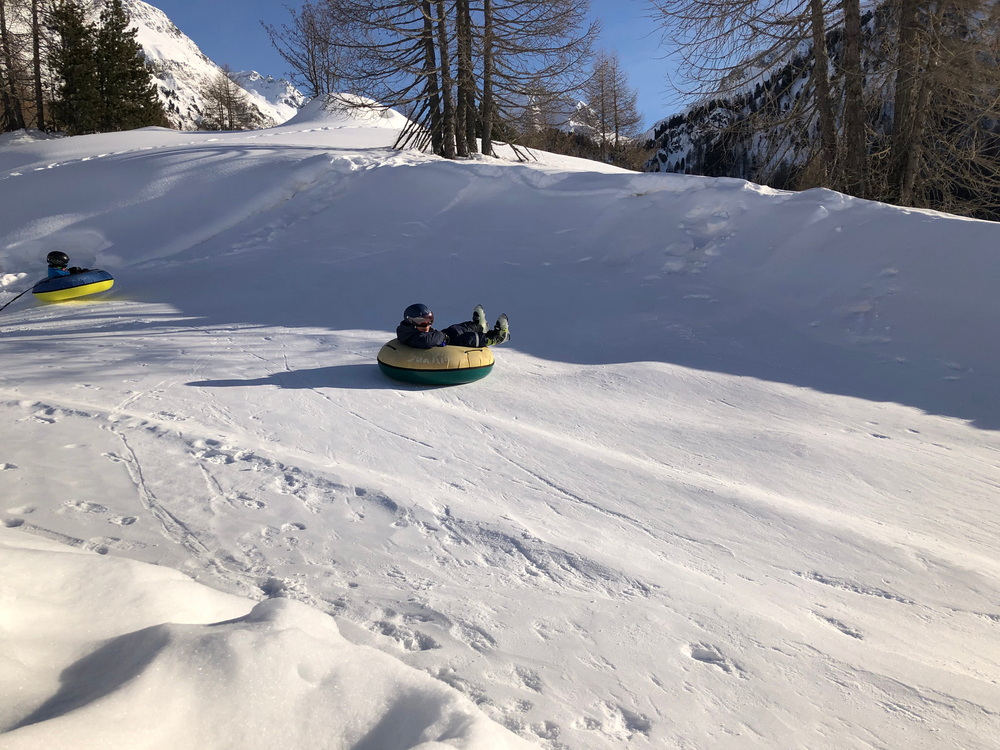 Snowtubing e piste da slitta